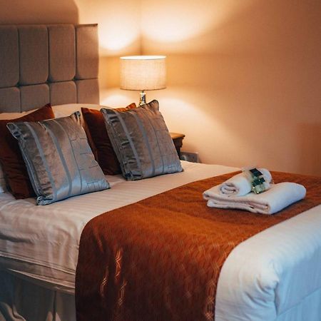 The Trewythen Hotel Llanidloes Bagian luar foto