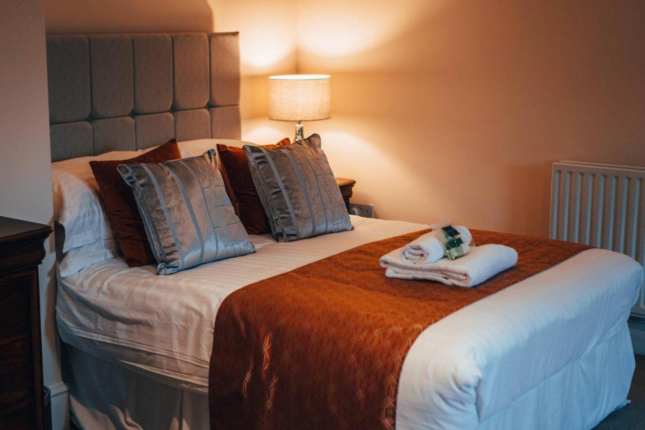 The Trewythen Hotel Llanidloes Bagian luar foto