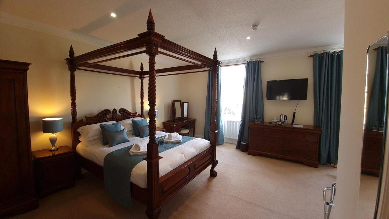 The Trewythen Hotel Llanidloes Bagian luar foto