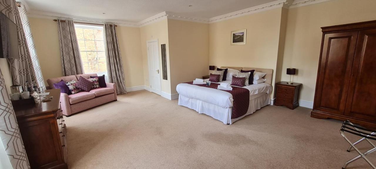 The Trewythen Hotel Llanidloes Bagian luar foto